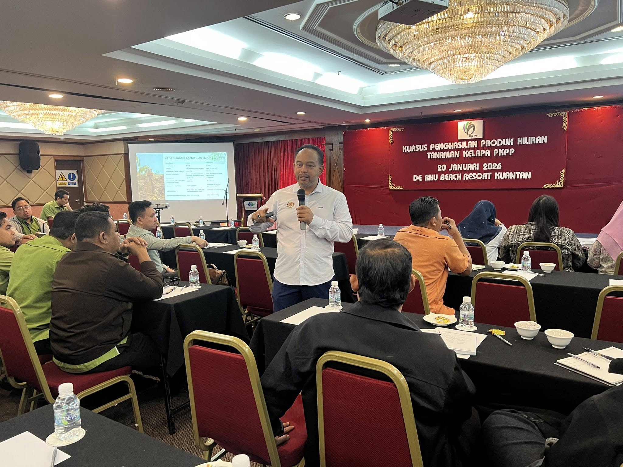 Kursus Penghasilan Produk Hiliran Tanaman Kelapa PKPP